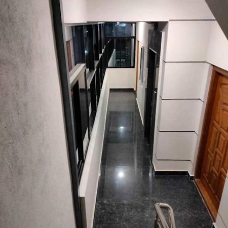 Hotel Golden Chariot 1Bhk Flat Manyata Tech Park Bangalore Exterior foto