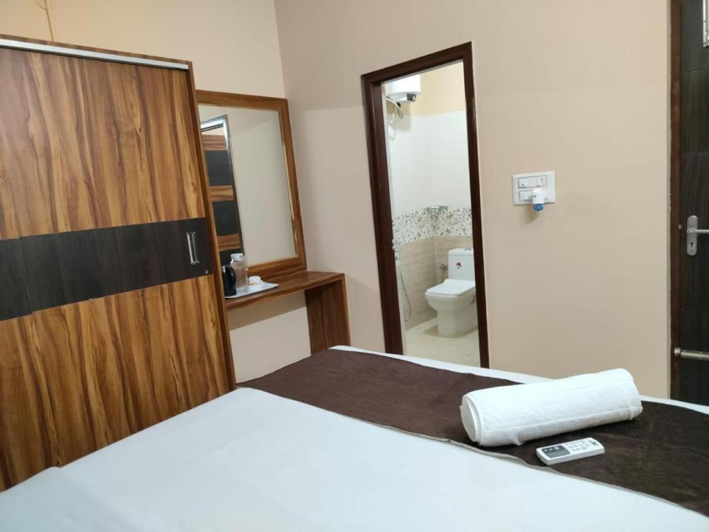 Hotel Golden Chariot 1Bhk Flat Manyata Tech Park Bangalore Exterior foto