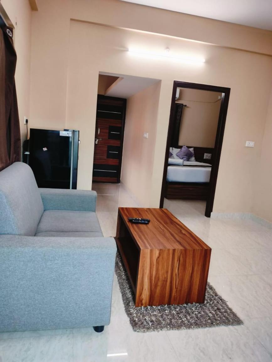 Hotel Golden Chariot 1Bhk Flat Manyata Tech Park Bangalore Exterior foto